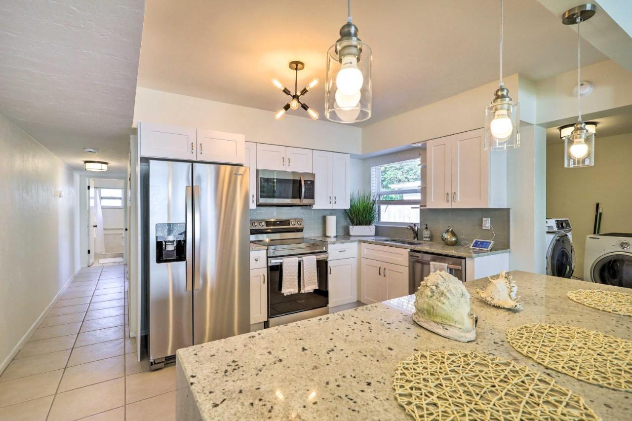 Cute And Cozy Florida Duplex Walk To Beaches! شاطئ كوكوا المظهر الخارجي الصورة