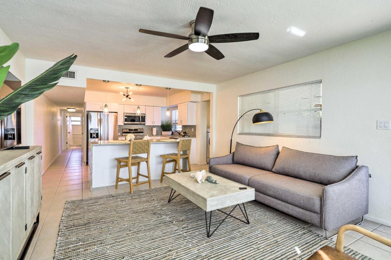 Cute And Cozy Florida Duplex Walk To Beaches! شاطئ كوكوا المظهر الخارجي الصورة