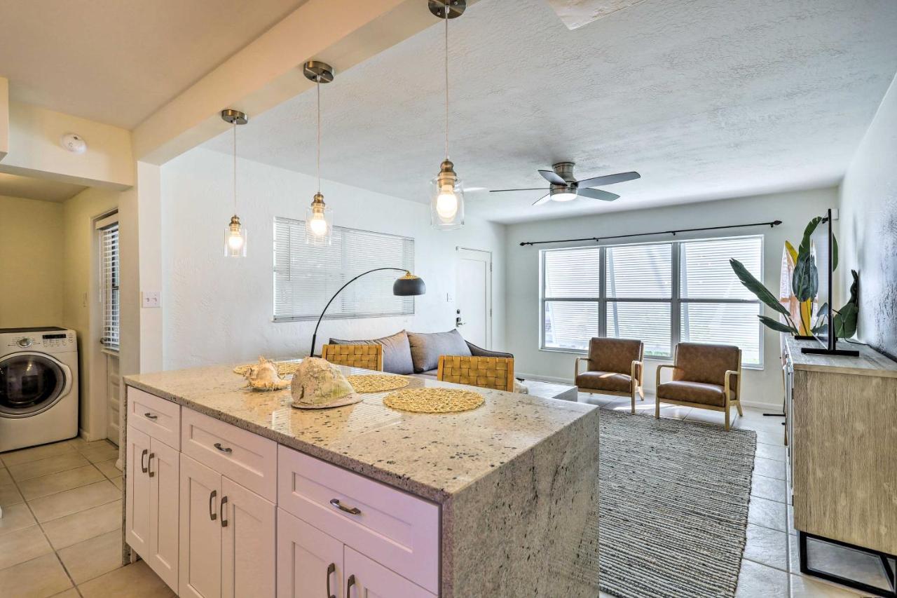 Cute And Cozy Florida Duplex Walk To Beaches! شاطئ كوكوا المظهر الخارجي الصورة